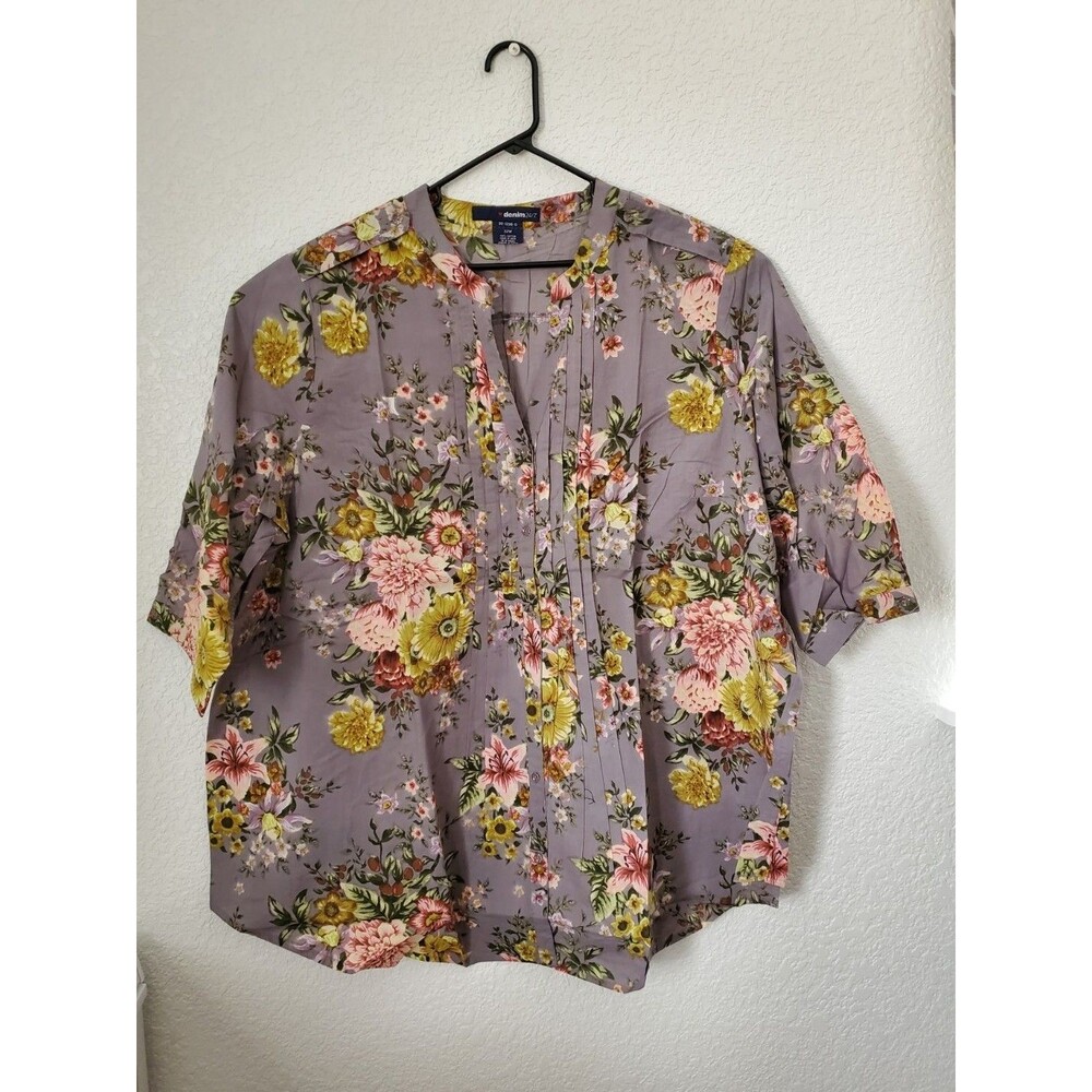 Denim 24/7 Blouse Size 32W Tunic Floral Pintuck V Neck Button Front Half Sleeve